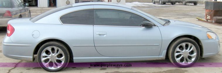 image for item 3370 2003 Chrysler Sebring LX