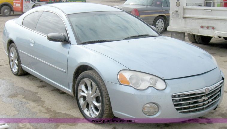 image for item 3370 2003 Chrysler Sebring LX