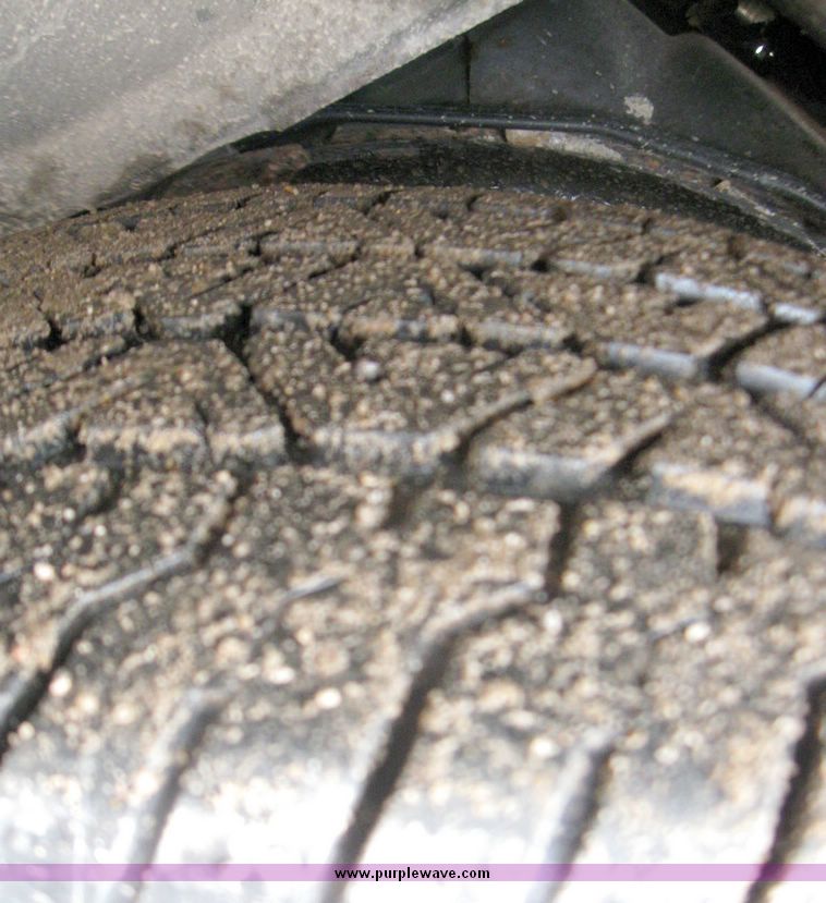 image for item 3371 2003 Ford Crown Victoria Police Interceptor