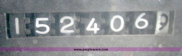 image for item 3372 2001 International Series 2654 dump truck with 15' dump bed