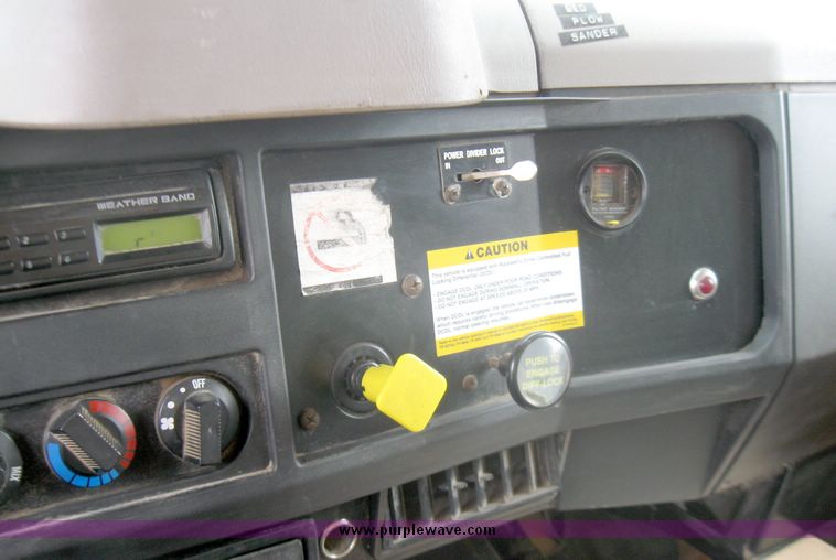 image for item 3373 2000 International Series 2654 dump truck with 15' dump bed