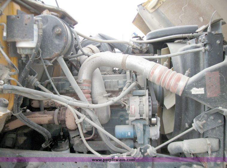 image for item 3373 2000 International Series 2654 dump truck with 15' dump bed