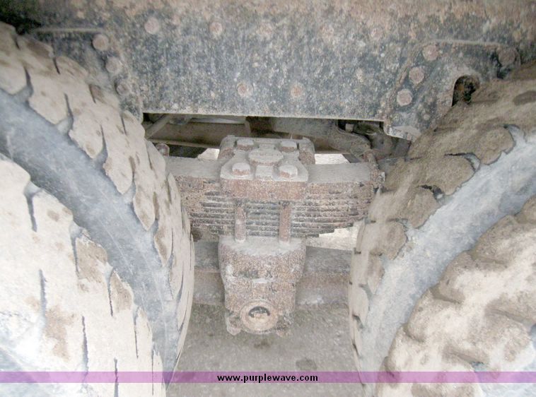 image for item 3373 2000 International Series 2654 dump truck with 15' dump bed