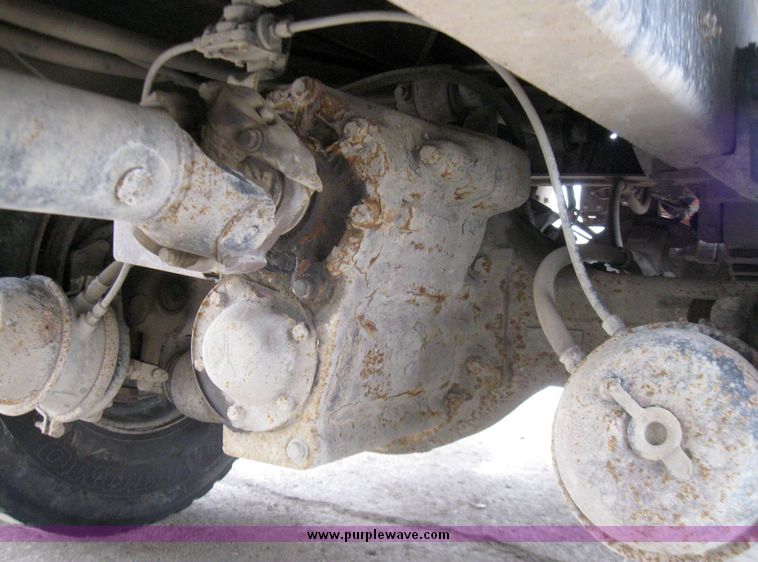 image for item 3373 2000 International Series 2654 dump truck with 15' dump bed