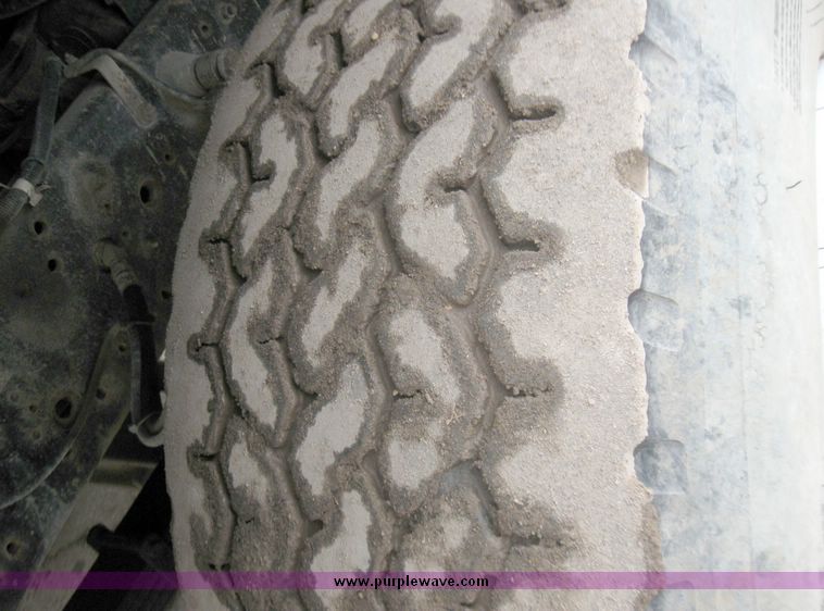 image for item 3373 2000 International Series 2654 dump truck with 15' dump bed