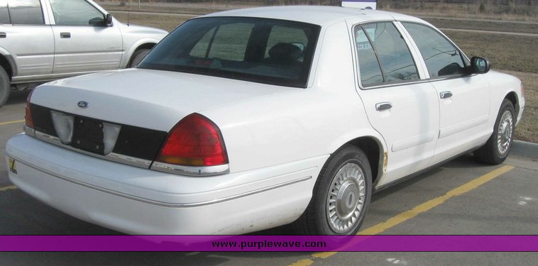 image for item 3390 1998 Ford Crown Victoria Police Interceptor