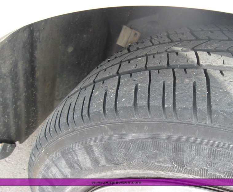 image for item 3390 1998 Ford Crown Victoria Police Interceptor