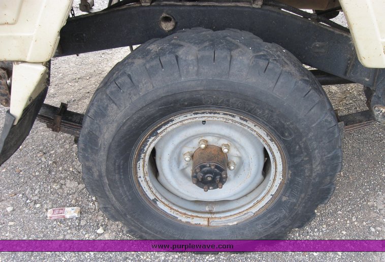 image for item 3437 1990 Toyota FJ75 Land Cruiser