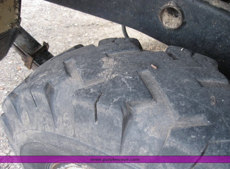 image for item 3437 1990 Toyota FJ75 Land Cruiser