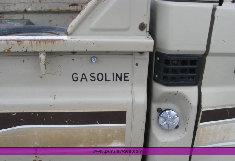 image for item 3437 1990 Toyota FJ75 Land Cruiser