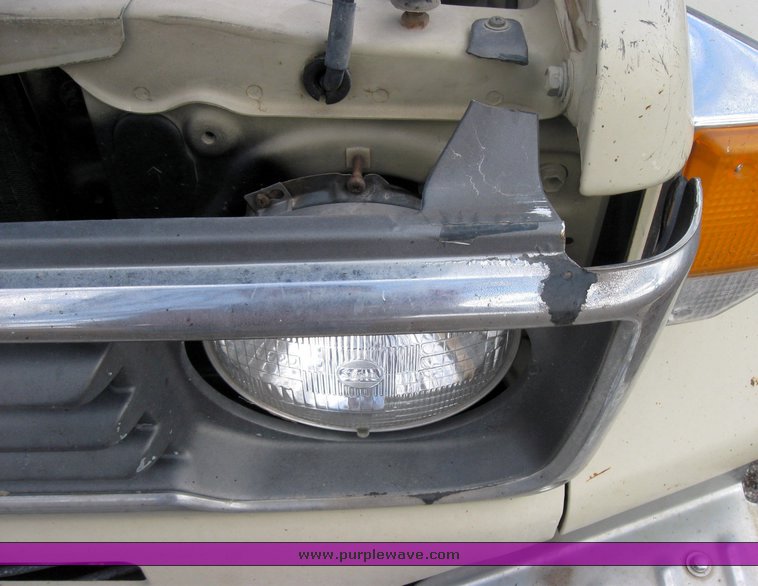 image for item 3437 1990 Toyota FJ75 Land Cruiser
