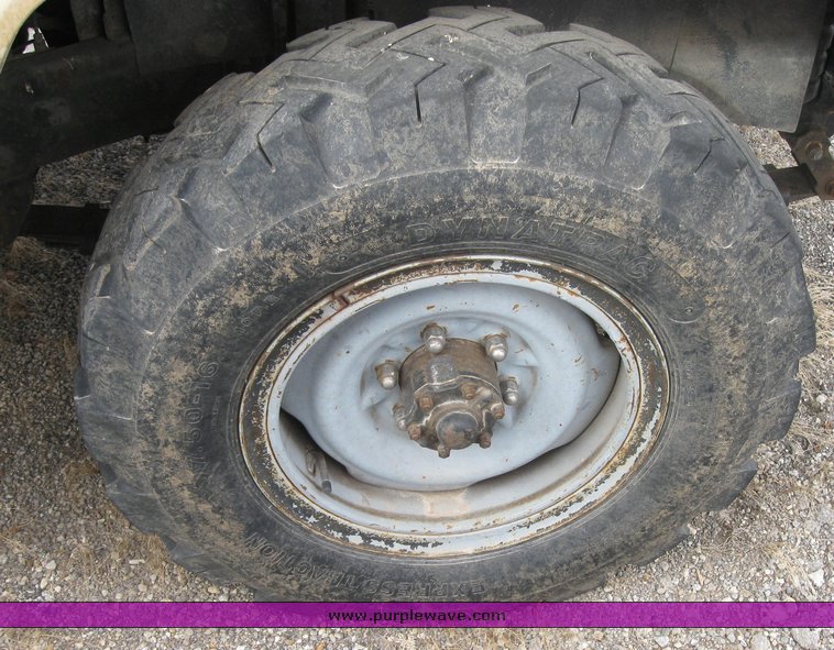 image for item 3438 1990 Toyota FJ75 Land Cruiser