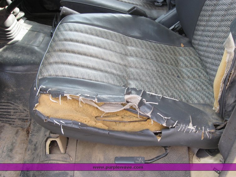 image for item 3438 1990 Toyota FJ75 Land Cruiser