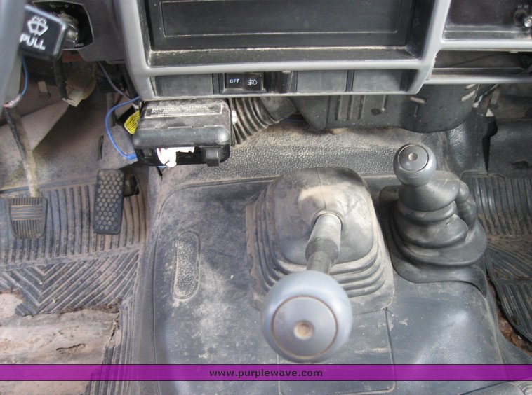 image for item 3438 1990 Toyota FJ75 Land Cruiser