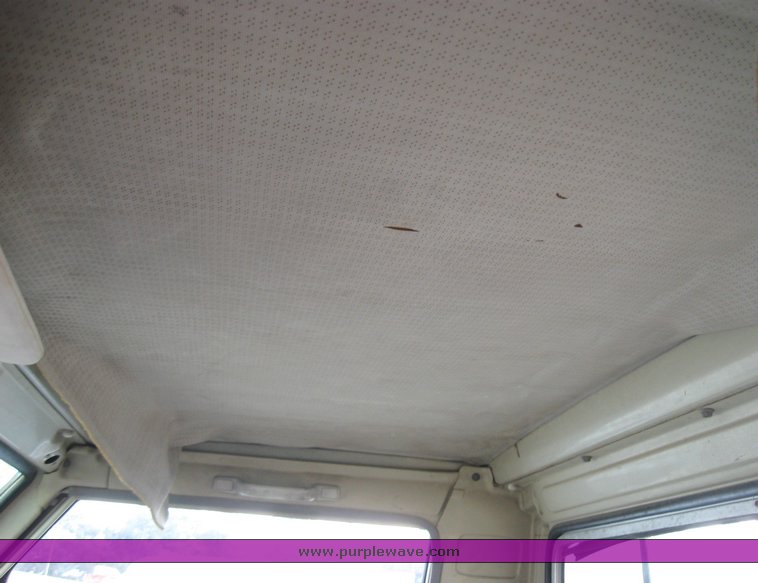 image for item 3438 1990 Toyota FJ75 Land Cruiser