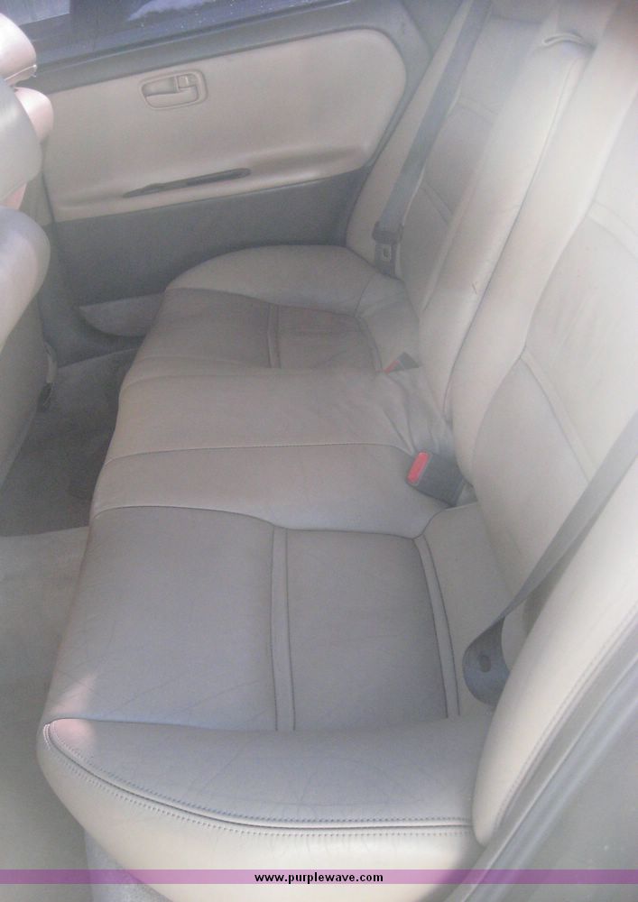 image for item 3881 1992 Lexus ES 300