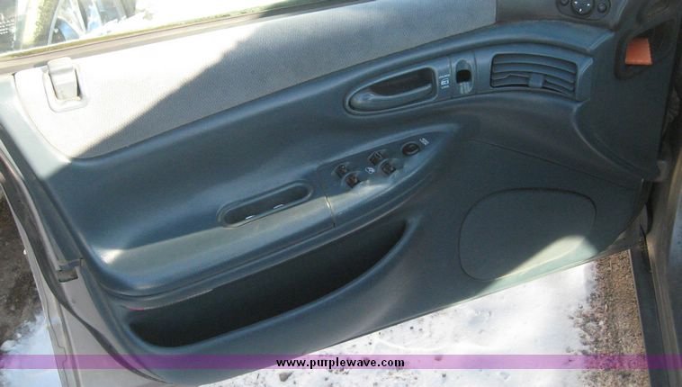 image for item 3882 1995 Eagle Vision ESI