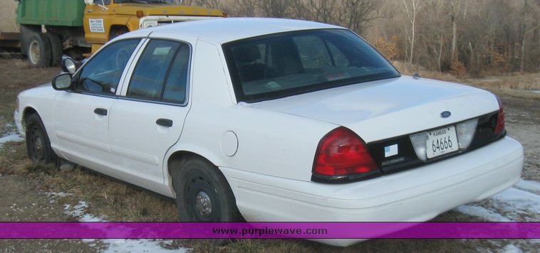 image for item 5451 2003 Ford Crown Victoria Police Interceptor