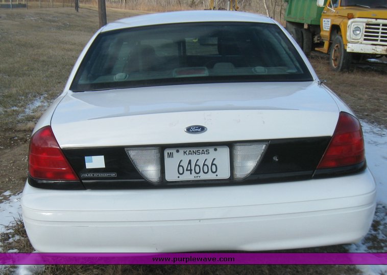 image for item 5451 2003 Ford Crown Victoria Police Interceptor