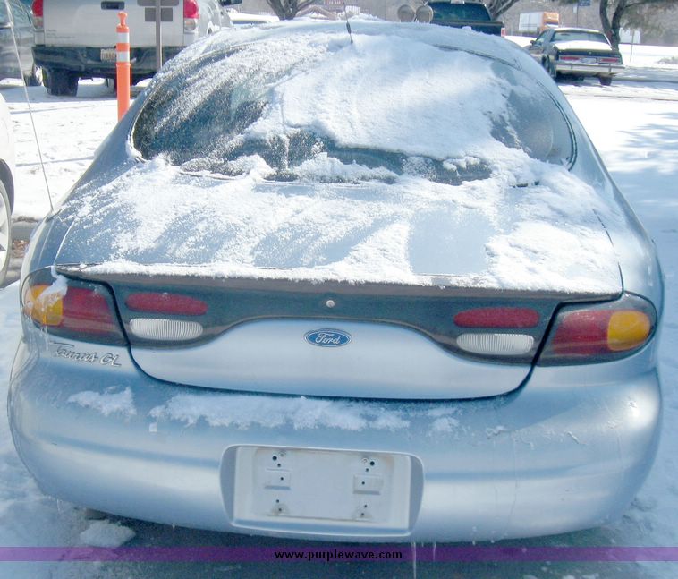 image for item 5464 1997 Ford Taurus GL