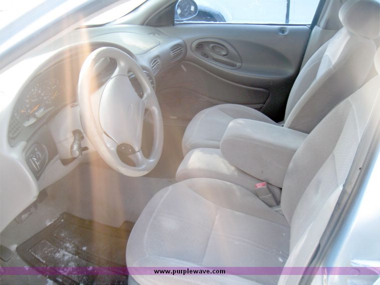 image for item 5464 1997 Ford Taurus GL