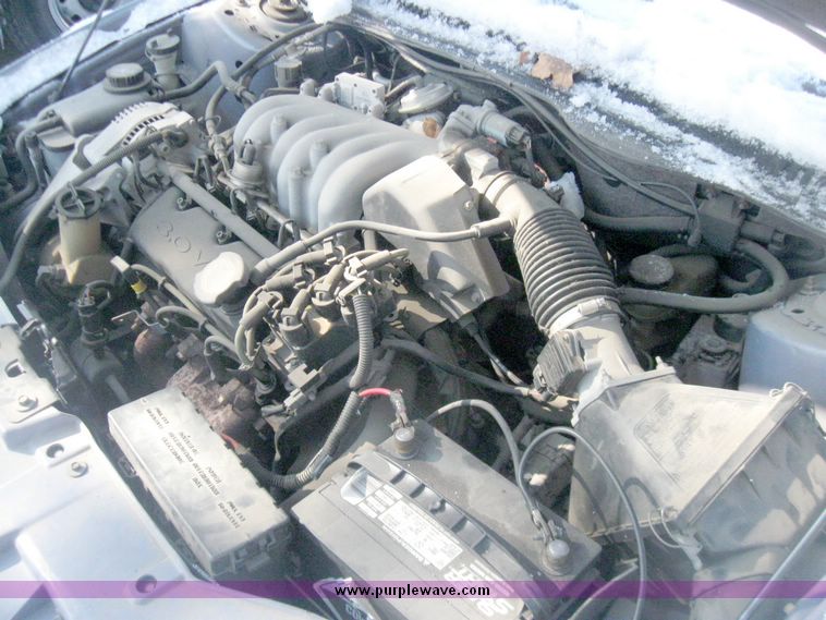 image for item 5464 1997 Ford Taurus GL