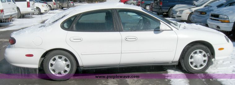 image for item 5466 1998 Ford Taurus