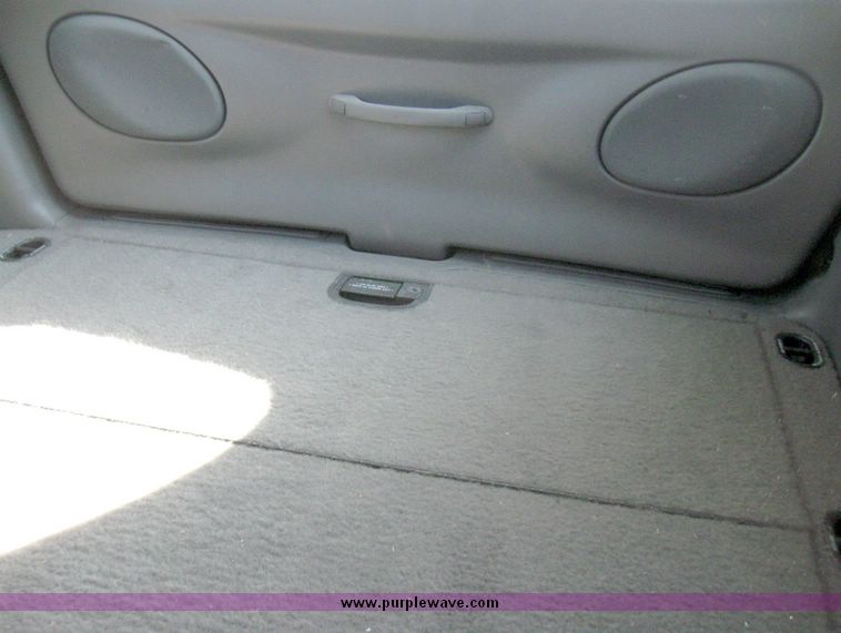 image for item 5468 1999 Ford Taurus SE station wagon