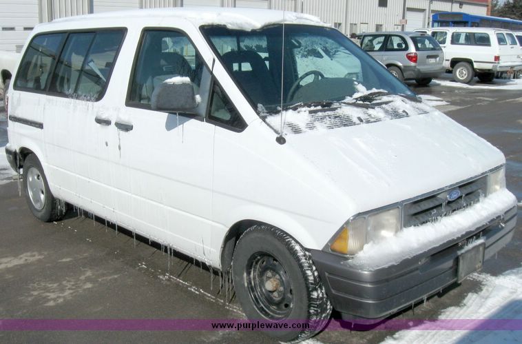 image for item 5469 1997 Ford Aerostar
