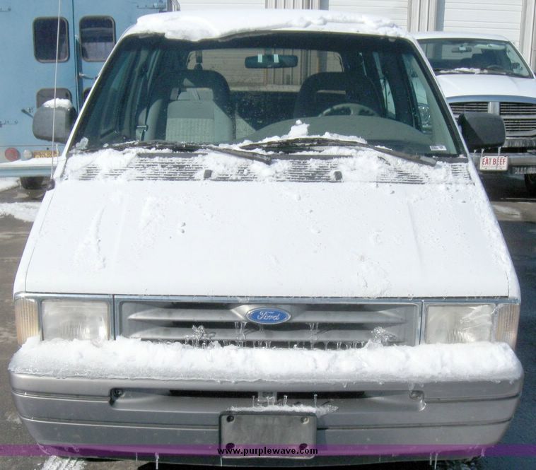 image for item 5469 1997 Ford Aerostar