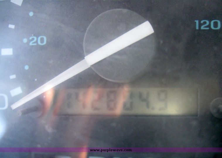 image for item 5469 1997 Ford Aerostar