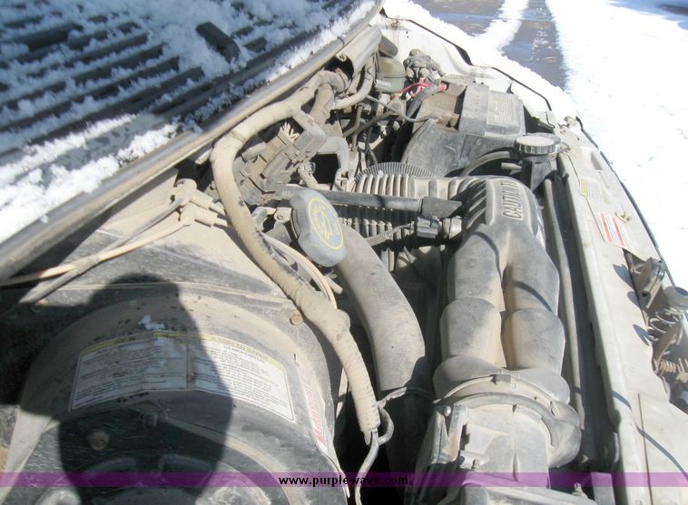 image for item 5469 1997 Ford Aerostar
