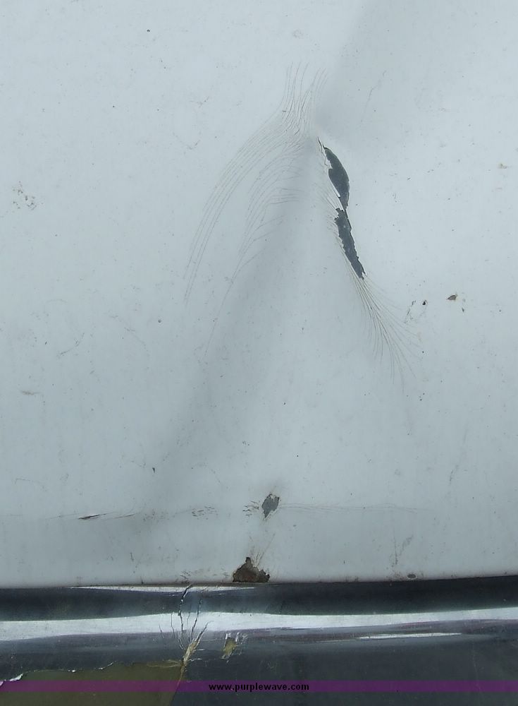 image for item 6652 2000 Ford Explorer XL