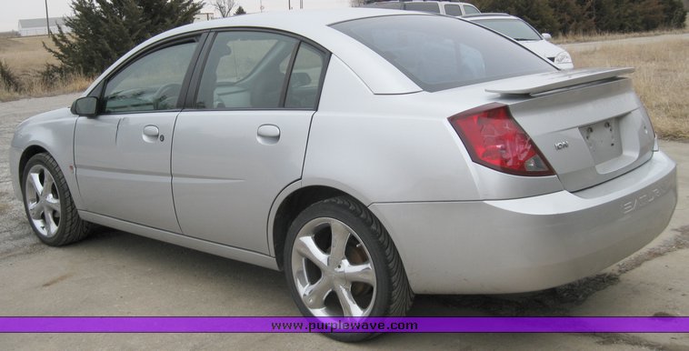 image for item 8200 2003 Saturn Ion