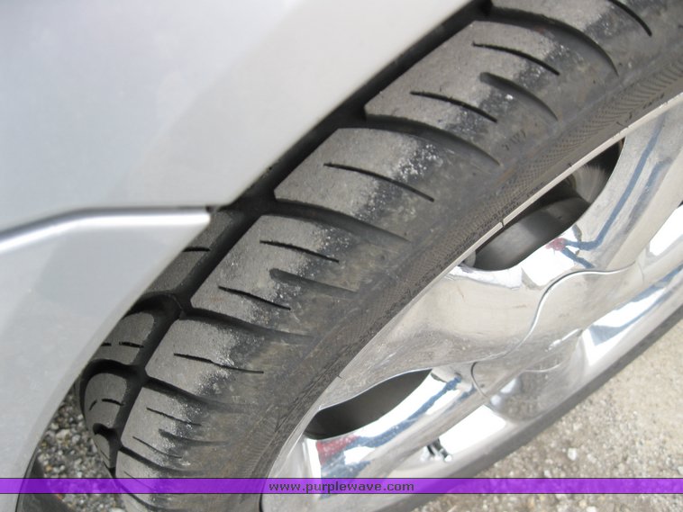 image for item 8200 2003 Saturn Ion