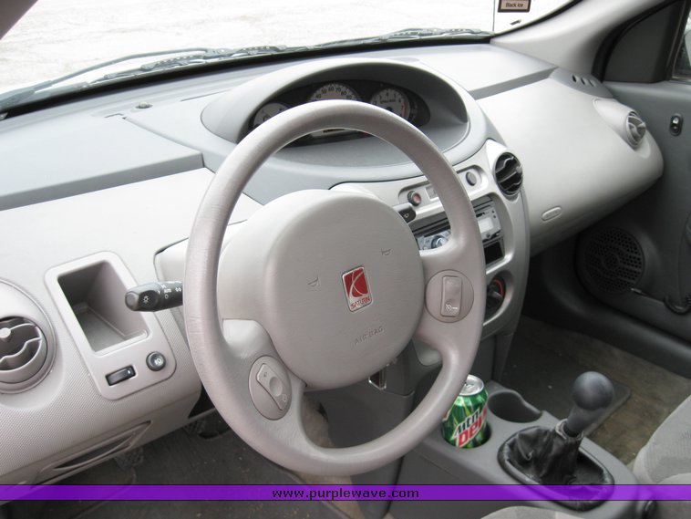 image for item 8200 2003 Saturn Ion