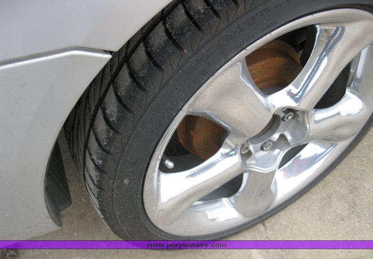 image for item 8200 2003 Saturn Ion