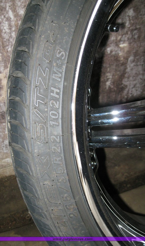 image for item 8204 (4) 265-35R22 102H Falken tires on Incubus rims