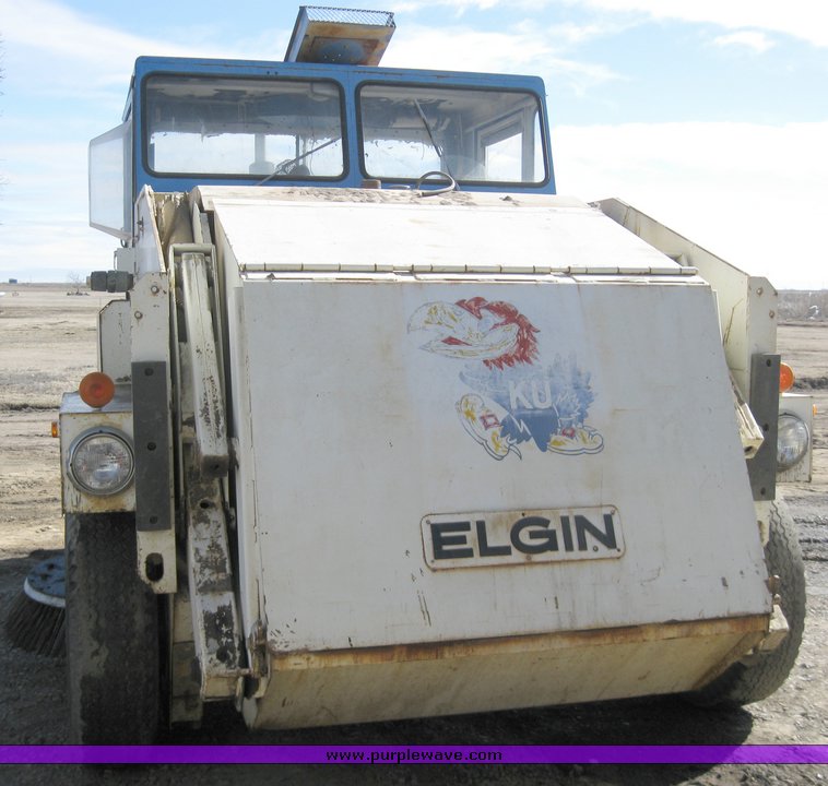 image for item 8432 1968 Elgin Model S street sweeper
