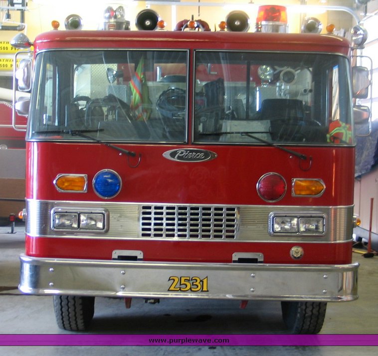 image for item 9000 1985 Pierce Dash pumper/tanker fire truck