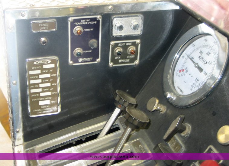 image for item 9000 1985 Pierce Dash pumper/tanker fire truck