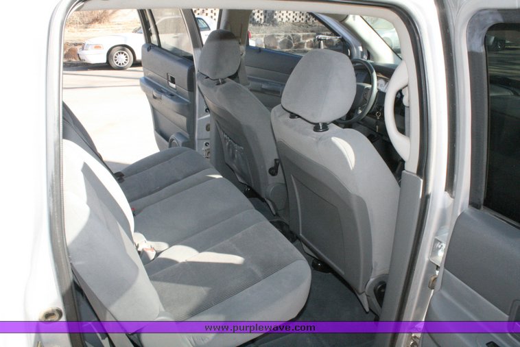 image for item 9001 2005 Dodge Durango SLT