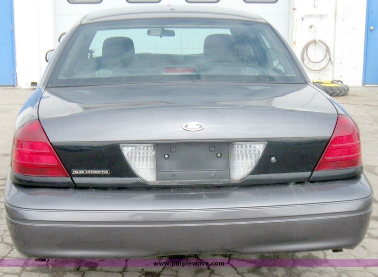 image for item 9369 2007 Ford Crown Victoria Police Interceptor