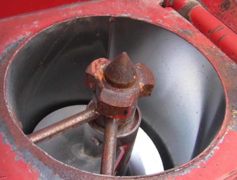 image for item 3013 Brent GC774 grain cart