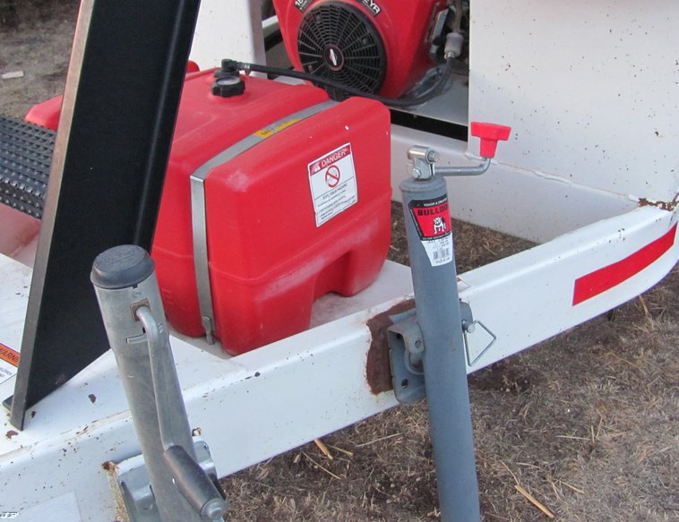 image for item 3016 Parker 1555 seed tender