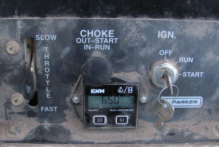 image for item 3016 Parker 1555 seed tender