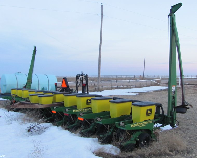 image for item 3018 John Deere 1710 MaxEmergePlus vacumeter planter