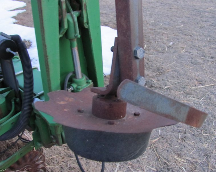 image for item 3018 John Deere 1710 MaxEmergePlus vacumeter planter