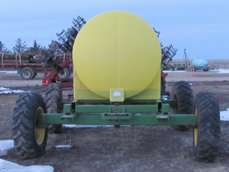 image for item 3019 Case NTX5310 DMI strip till tool bar with nurse tank