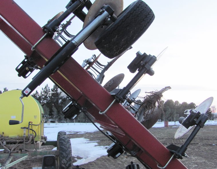 image for item 3019 Case NTX5310 DMI strip till tool bar with nurse tank